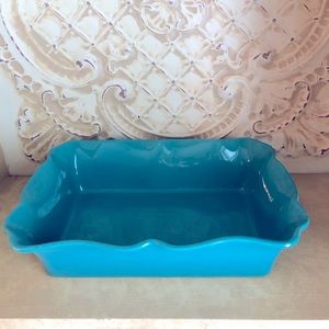 NWOT Beautiful Pioneer Woman Turquoise Ruffle Top Ceramic Baking Pan CLEAN! EXC!